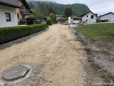 Javna prometna in komunalna infrastruktura v delu naselja Oševek (8)